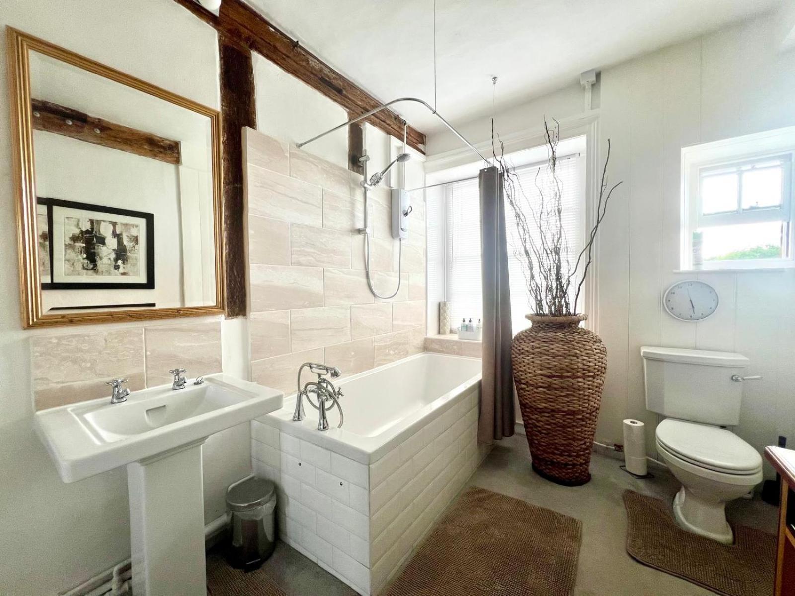 טאצ'האם Colthrop Manor B&B מראה חיצוני תמונה