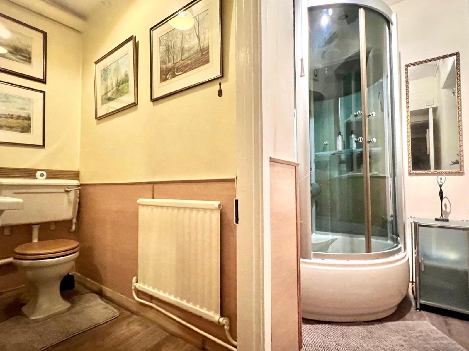 טאצ'האם Colthrop Manor B&B חדר תמונה